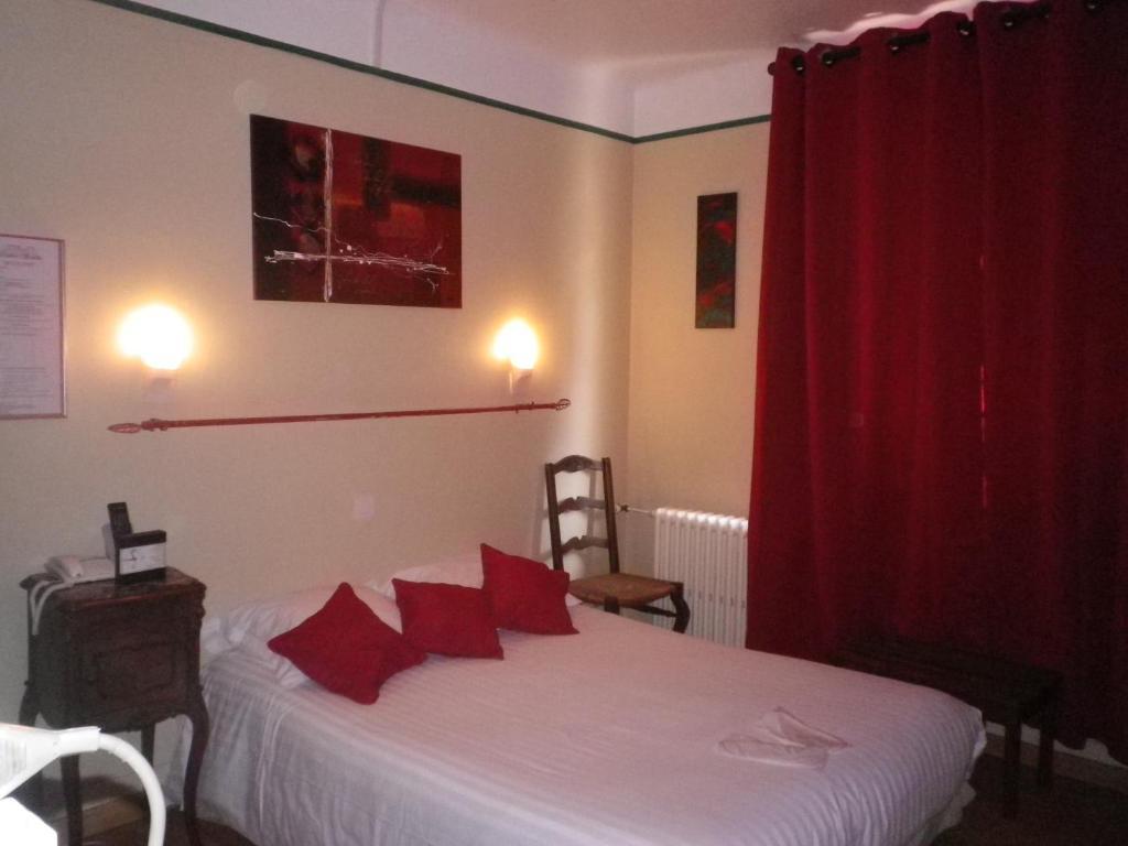 Hotel Ermitage Du Moulin Labotte Haybes Δωμάτιο φωτογραφία