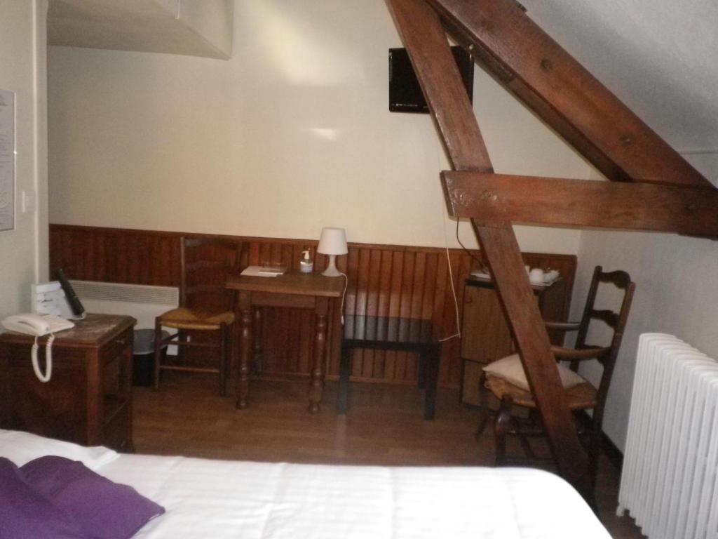 Hotel Ermitage Du Moulin Labotte Haybes Δωμάτιο φωτογραφία