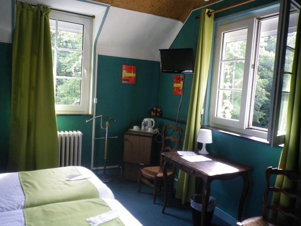 Hotel Ermitage Du Moulin Labotte Haybes Δωμάτιο φωτογραφία